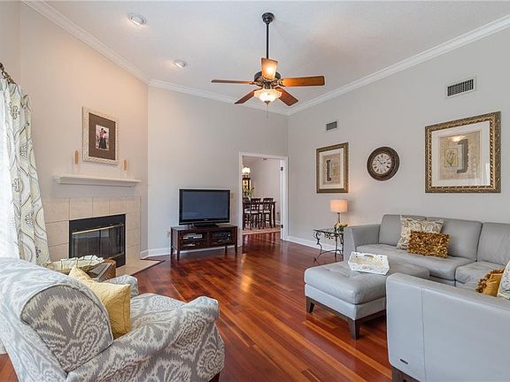 2nd image of 8731 Osage Dr