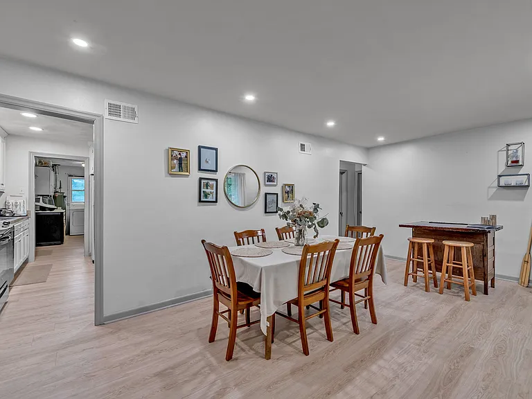 501 Euwanee Pl — Photo 11