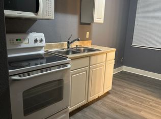 152 S Dipper Ln APT 202, Decatur, IL 62522