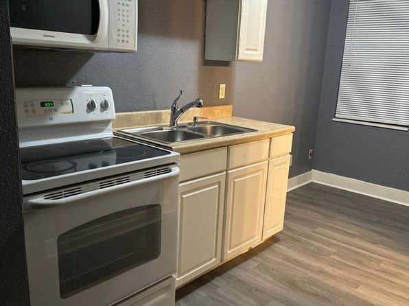 152 S Dipper Ln APT 202