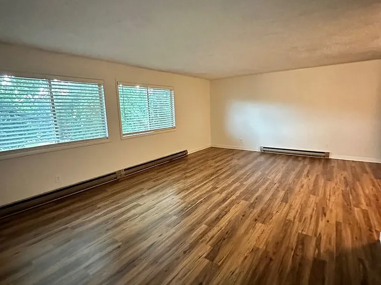 509 N Black Ave #1-8 — Photo 23