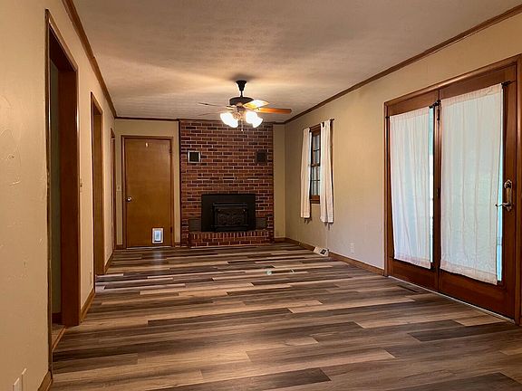 5th image of 4851 S Farm Road 137
