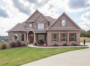 4101 Fernhurst Ct, Murrysville, PA 15632
