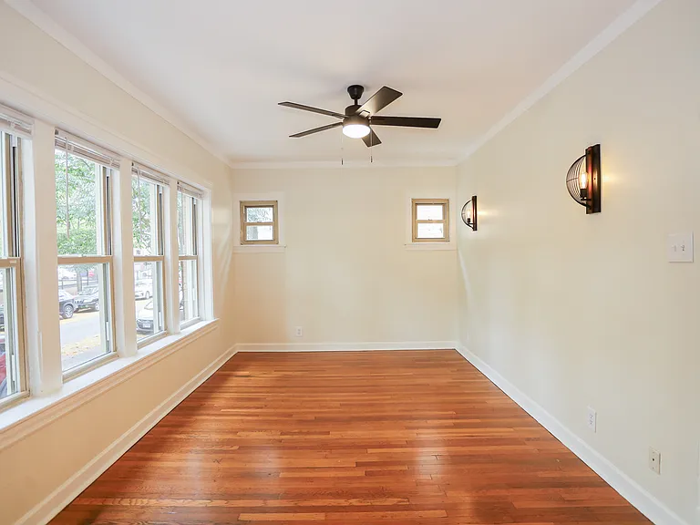 5547 N Magnolia Ave #2E — Photo 3