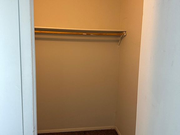 4th image of 4160 Shore Dr APT 3