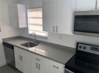 742 SW 4th St #1, Dania Beach, FL 33004