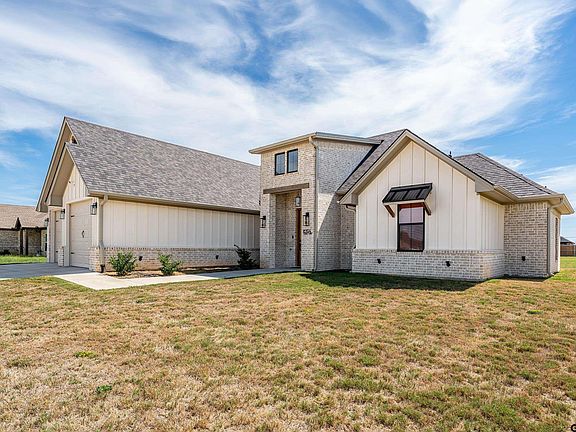3rd image of 16194 Eagle Ln