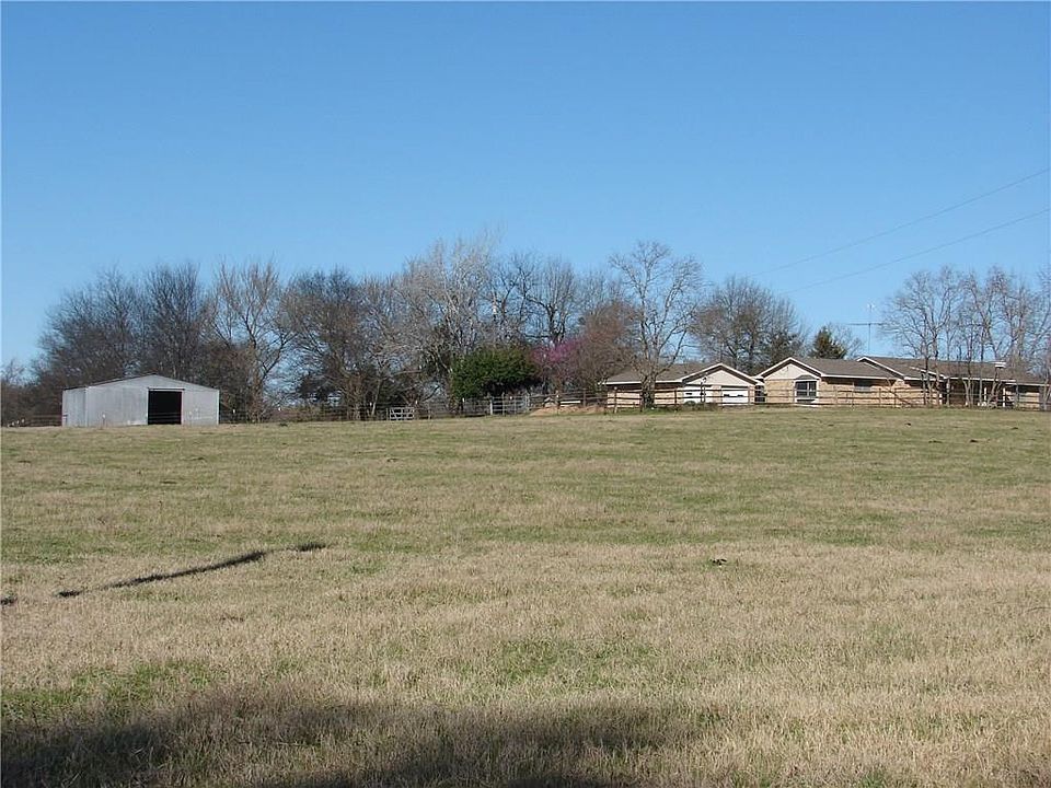 1st image of 614 County Road 2110