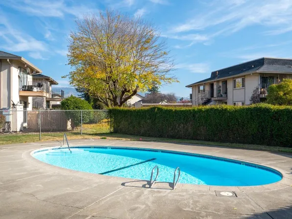 1329 Southwest Boulevard, Rohnert Park, CA 94928