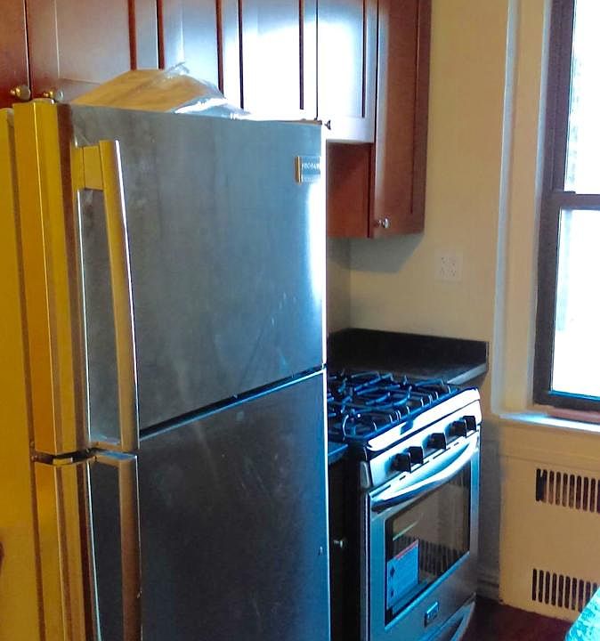 1st image of 1732 E 15th St