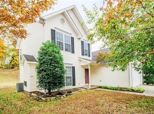 8811 Clifton Meadow Dr, Matthews, NC 28105