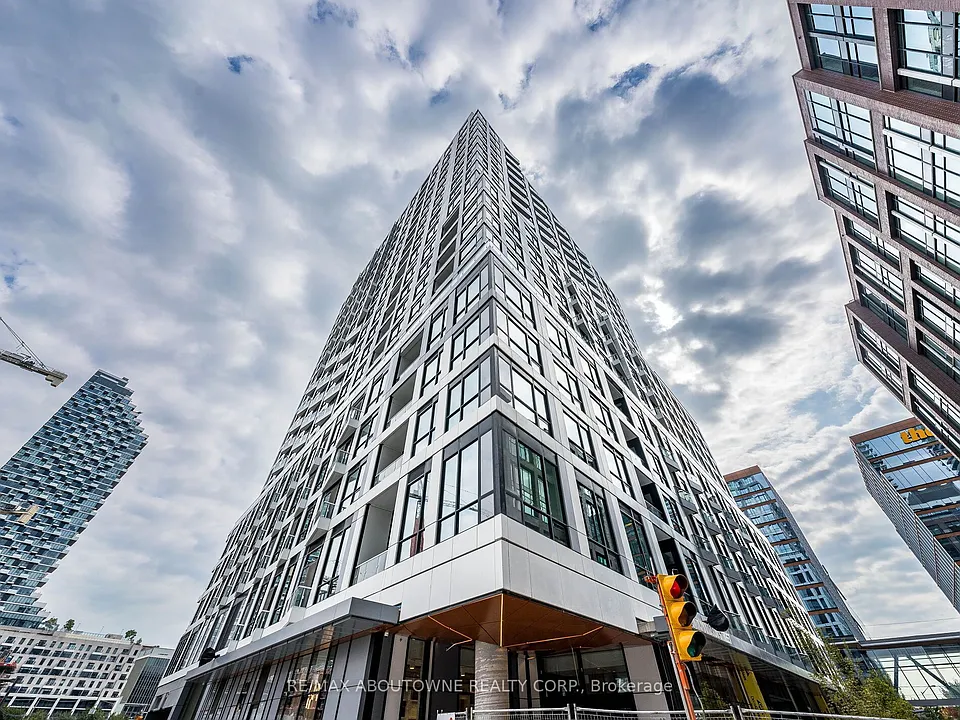 15 Richardson St #1507