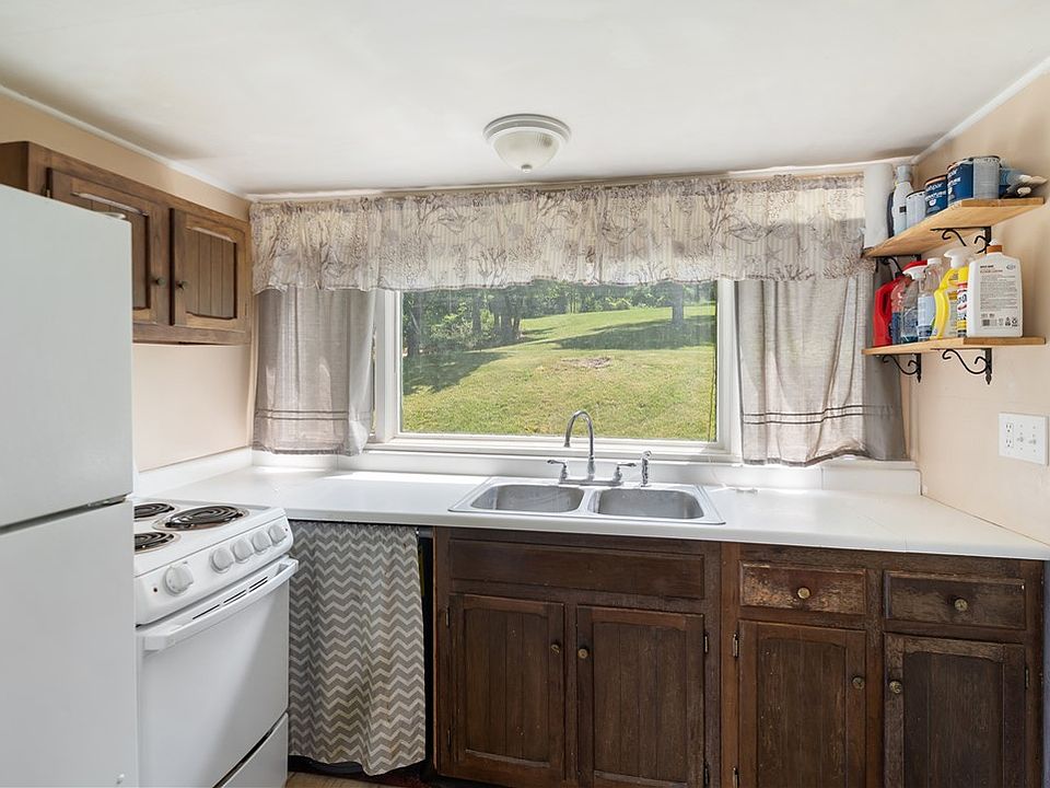 5369 E Lake Rd, Conesus, NY 14435 | Zillow