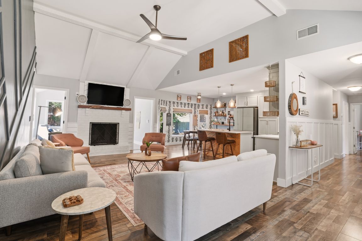 next background image