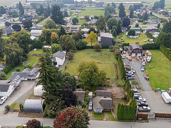 5th image of 42518 Peters Rd