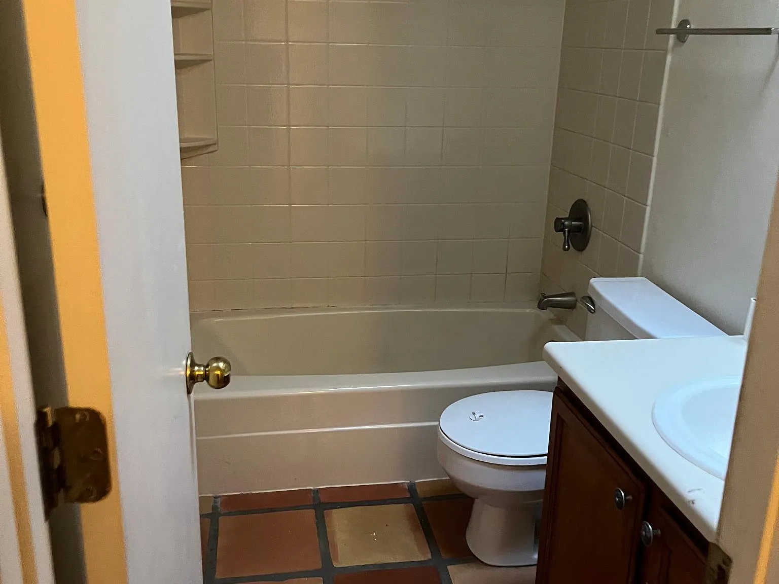 3 bed, 1500 sqft, $1,750 — Photo 4