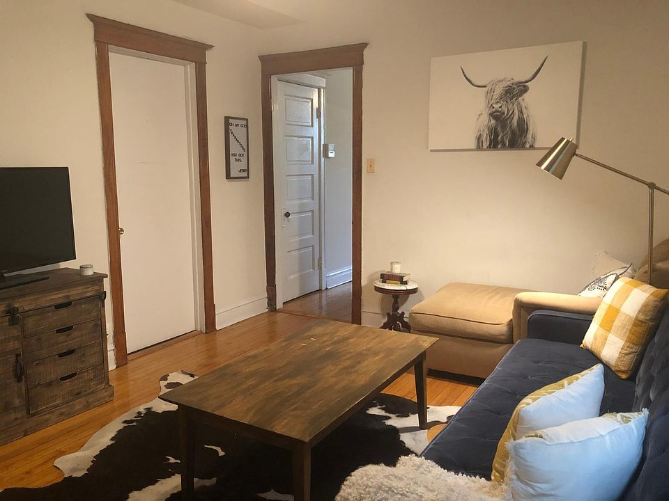 1st image of 1831 W Evergreen Ave #2R