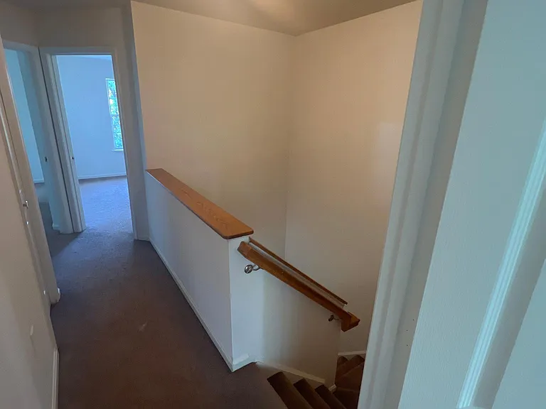 107 Rock Creek Ct — Photo 7
