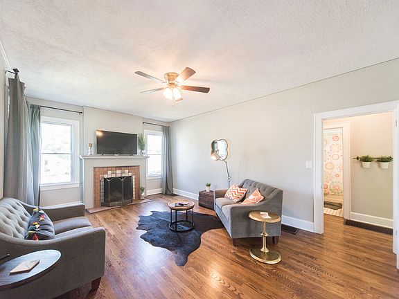 5th image of 678 W Jefferson St