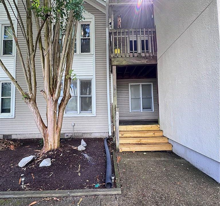 1st image of 3822 Wyatt Dr #4