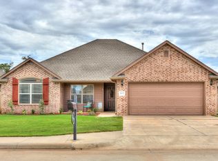 2013 E Duke Ave, Stillwater, OK 74075