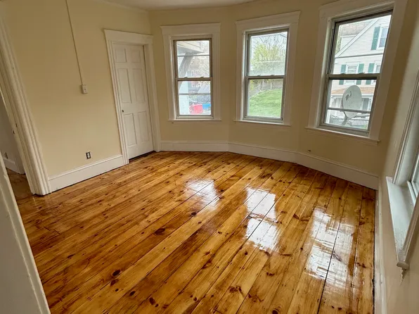 128 Eastern Ave #3, Worcester, MA 01605