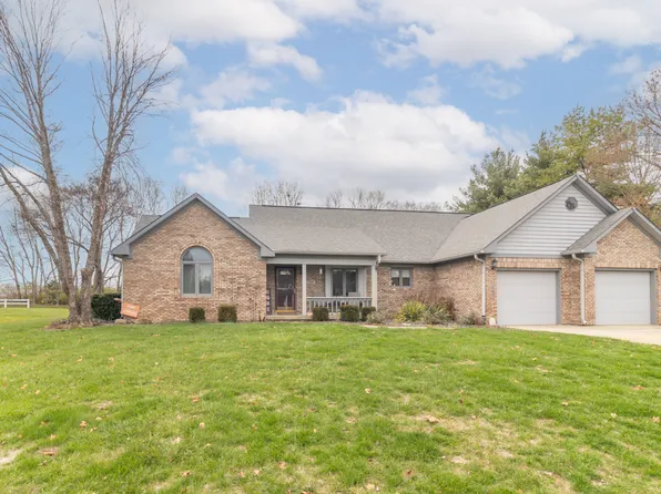 5584 W Rockway Dr, New Palestine, IN 46163