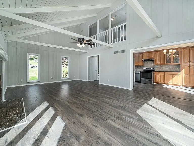 4079 Dunnington Dr — Photo 11