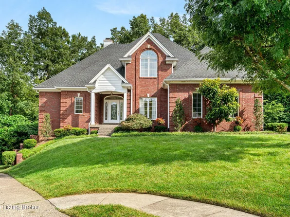 8809 Grand Ridge Ct, Louisville, KY 40214