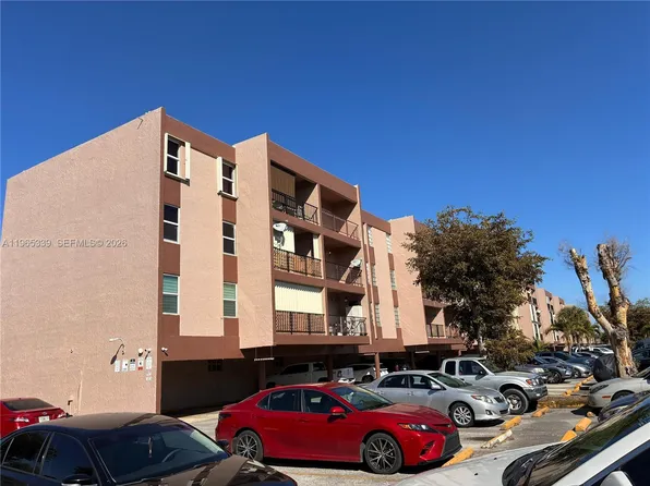 1900 W 68th St APT G103, Hialeah, FL 33014