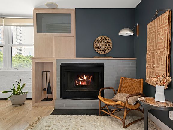 3rd image of 50 Avenue A APT 4A