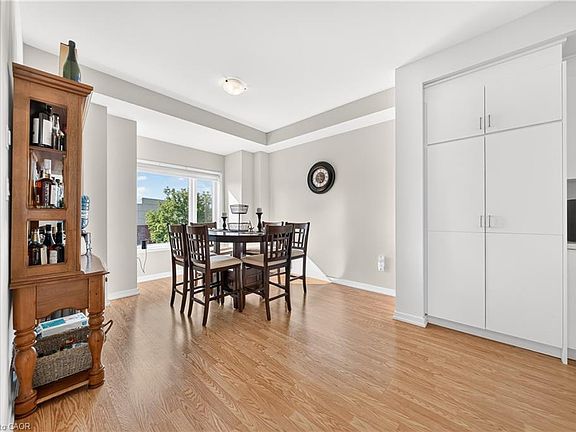 4th image of 49 Lambert Ln