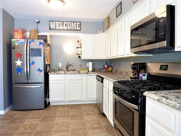 3rd image of 10303 E Baribeau Ln