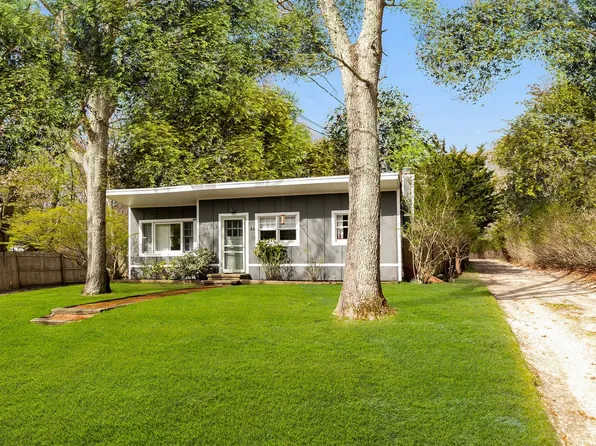 28 Middle Hwy, East Hampton, NY 11937