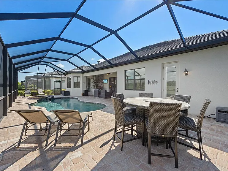 5623 Mulligan Way — Photo 7