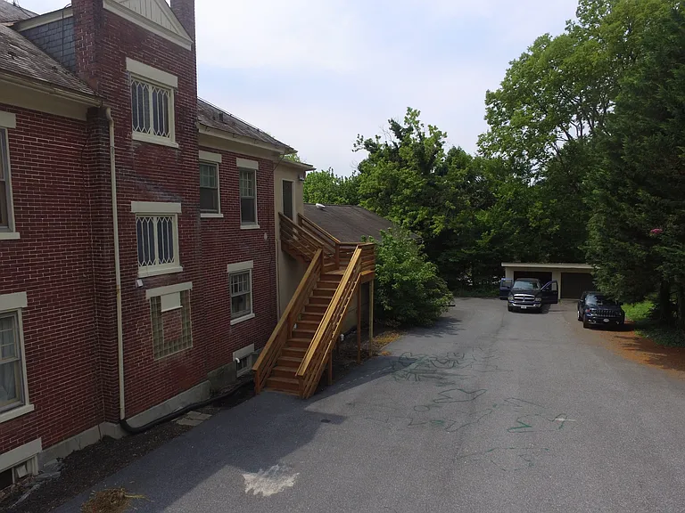 305 N George St #305A — Photo 22