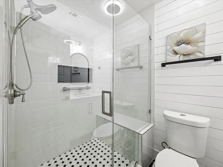 7711 Meadowvale Dr — Photo 23