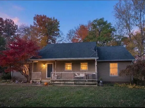 838 Orchard Terrace Dr, New Wilmington, PA 16142