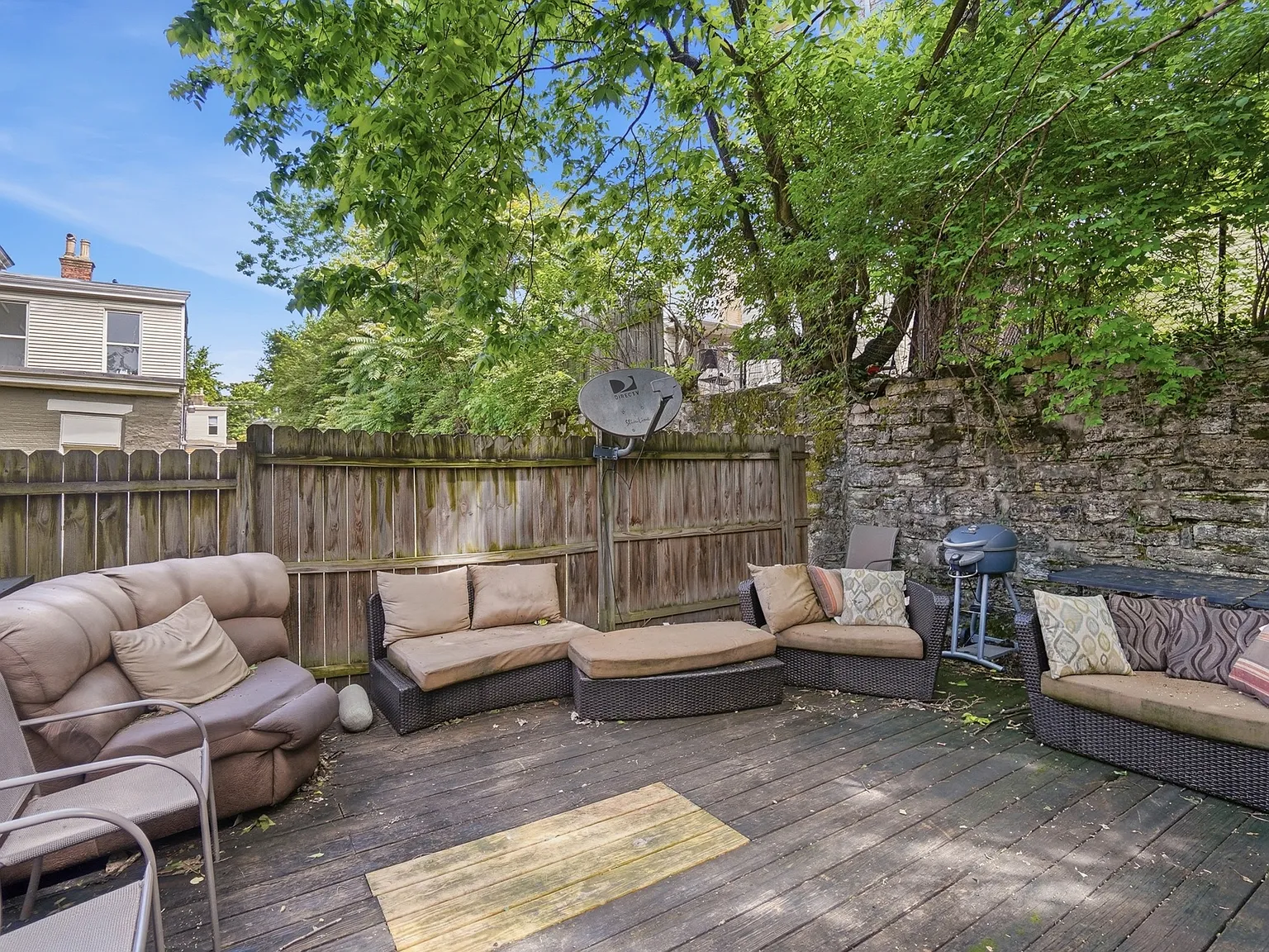 5 bed, $3,195 — Photo 3