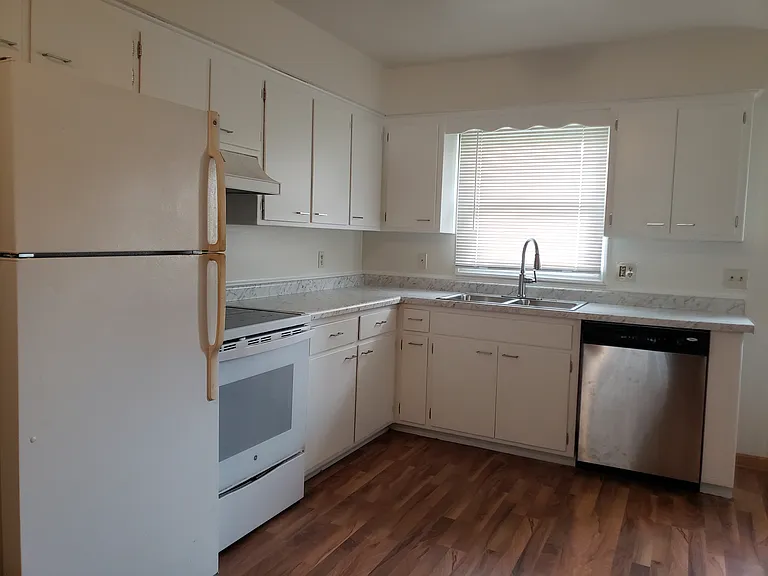 255 Park St #259 — Photo 4