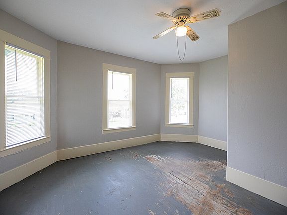 622-3-IRIS-bedroom_07222025