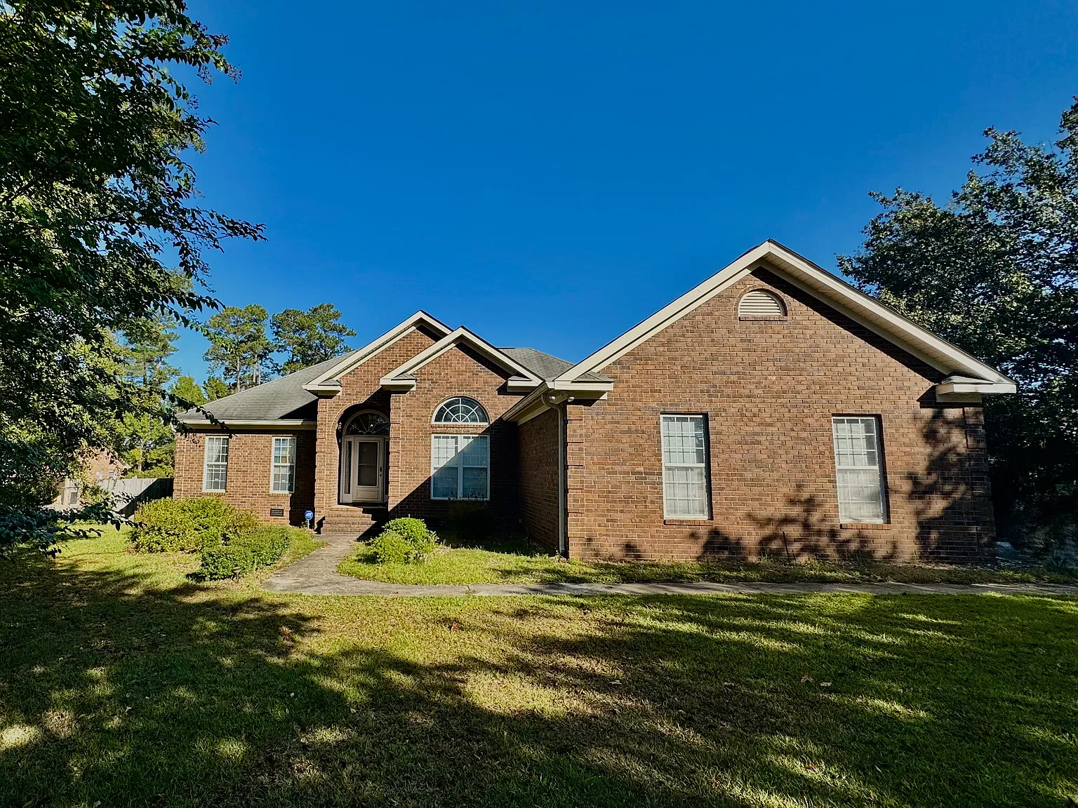 4 bed, 2124 sqft, $1,950 — Photo 1