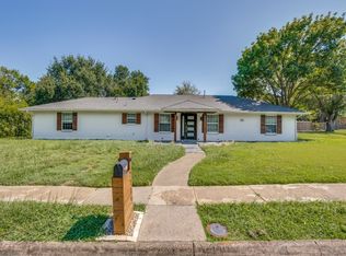 2714 N Cypress Cir, Plano, TX 75075