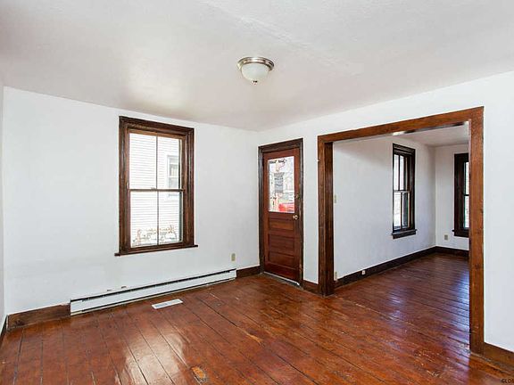 5th image of 55 S Franklin St