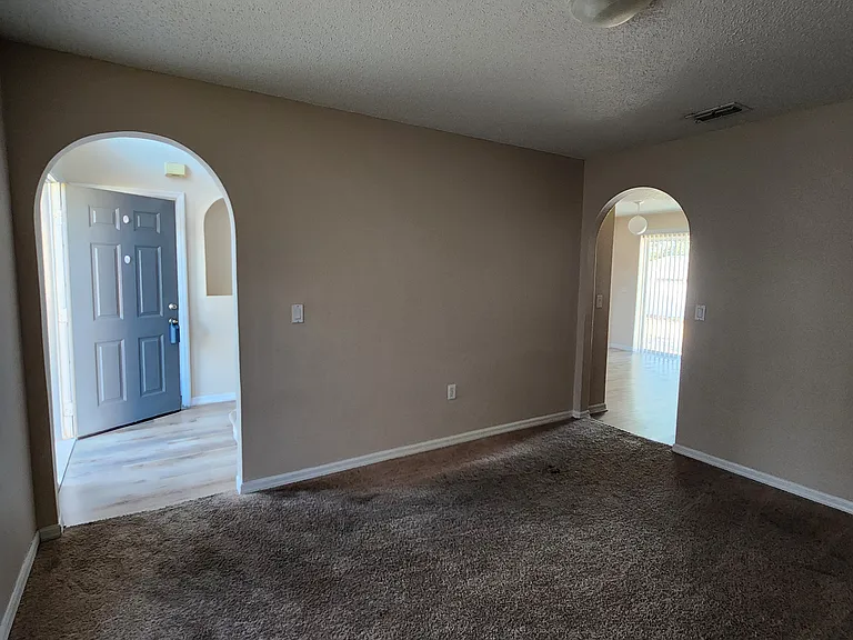 11228 Roman St — Photo 11