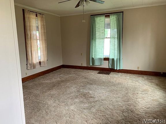 4th image of 109 N Clay St