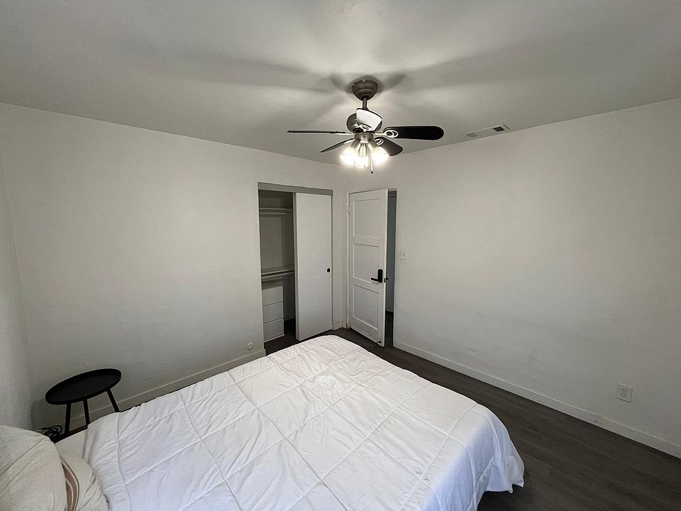 2nd image of 643 Avocado Ave #1