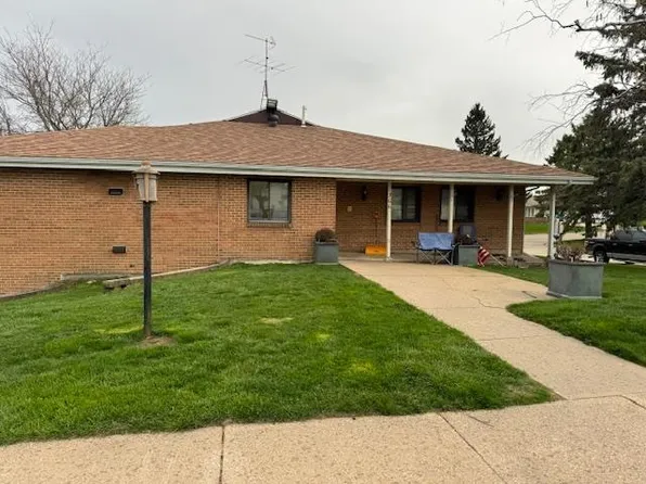 306 S Wilson St, Cobb, WI 53526