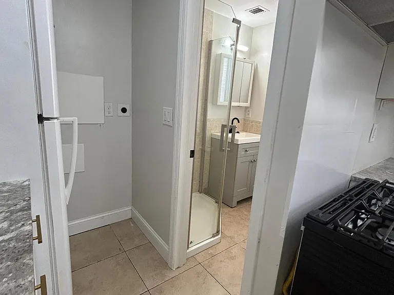 213 Sumner Ave #1 — Photo 3