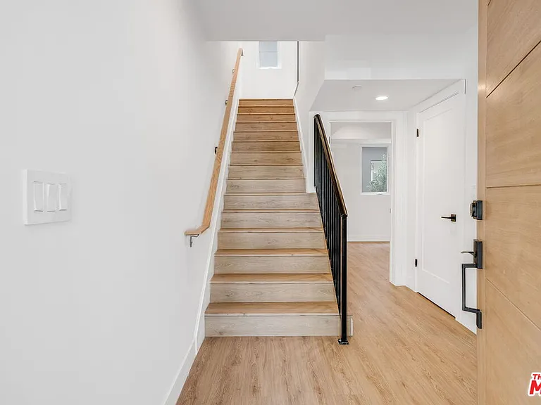 1433 S Crescent Heights Blvd — Photo 13